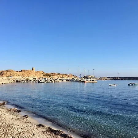 L'isula Rossa Hotel LʼÎle-Rousse