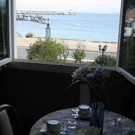 酒店 伊苏拉洛萨酒店 LʼÎle-Rousse