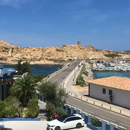 伊苏拉洛萨酒店 酒店 LʼÎle-Rousse