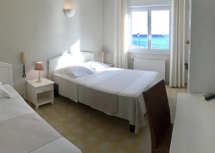 L'isula Rossa Otel