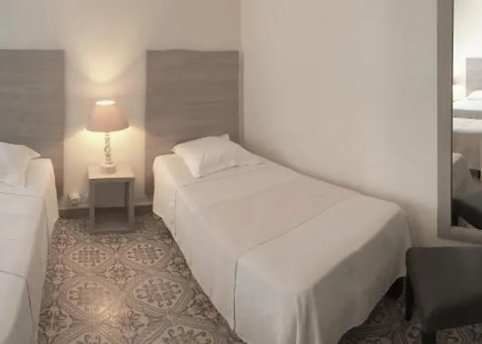 L'isula Rossa Otel