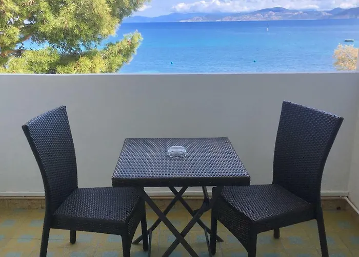Otel L'isula Rossa