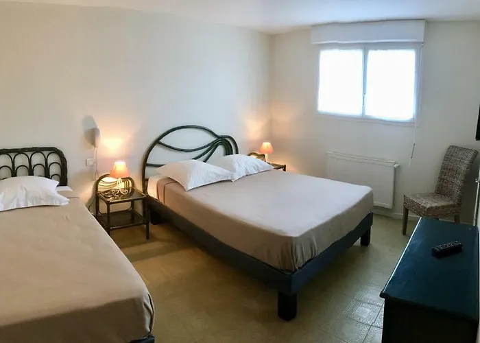 Otel L'isula Rossa