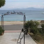L'isula Rossa Hotel 2*