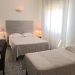 Hotel L'isula Rossa LʼÎle-Rousse