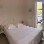 L'isula Rossa Hotel 2*