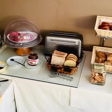 L'isula Rossa Отель Л'Иль-Рус