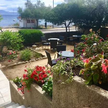 L'isula Rossa 2* LʼÎle-Rousse