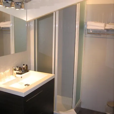 Отель L'isula Rossa Л'Иль-Рус