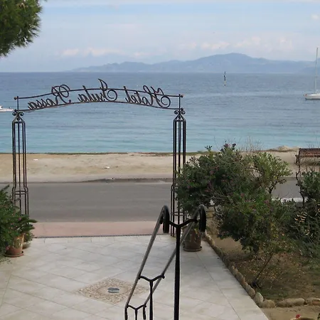 L'isula Rossa 호텔 2*