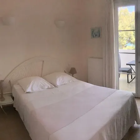 L'isula Rossa Hotel 2*