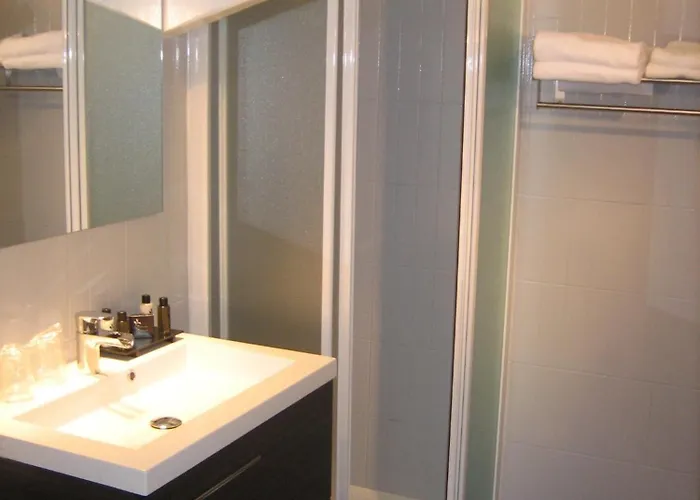 Hotel L'isula Rossa 2*