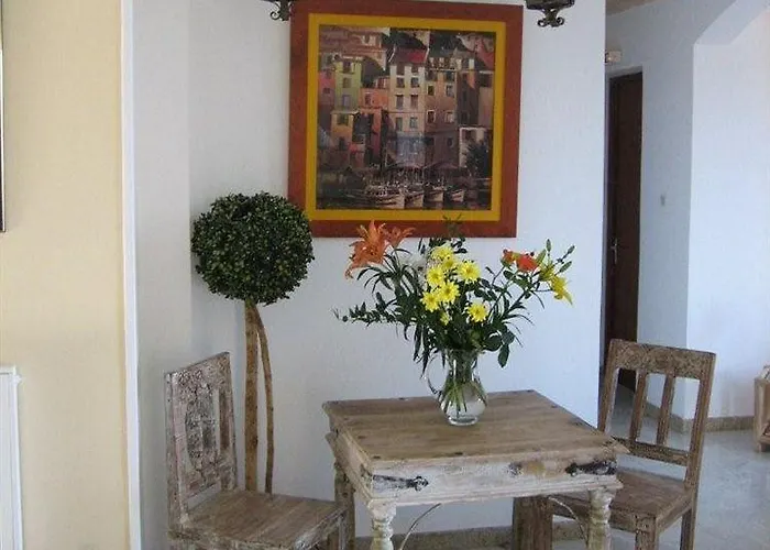 Hotel L'isula Rossa LʼÎle-Rousse