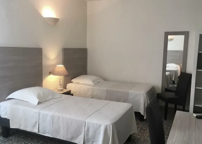 L'isula Rossa Hotel 2*